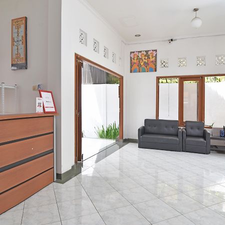 Reddoorz @ Jalan Gatot Subroto Denpasar Hotel Екстериор снимка