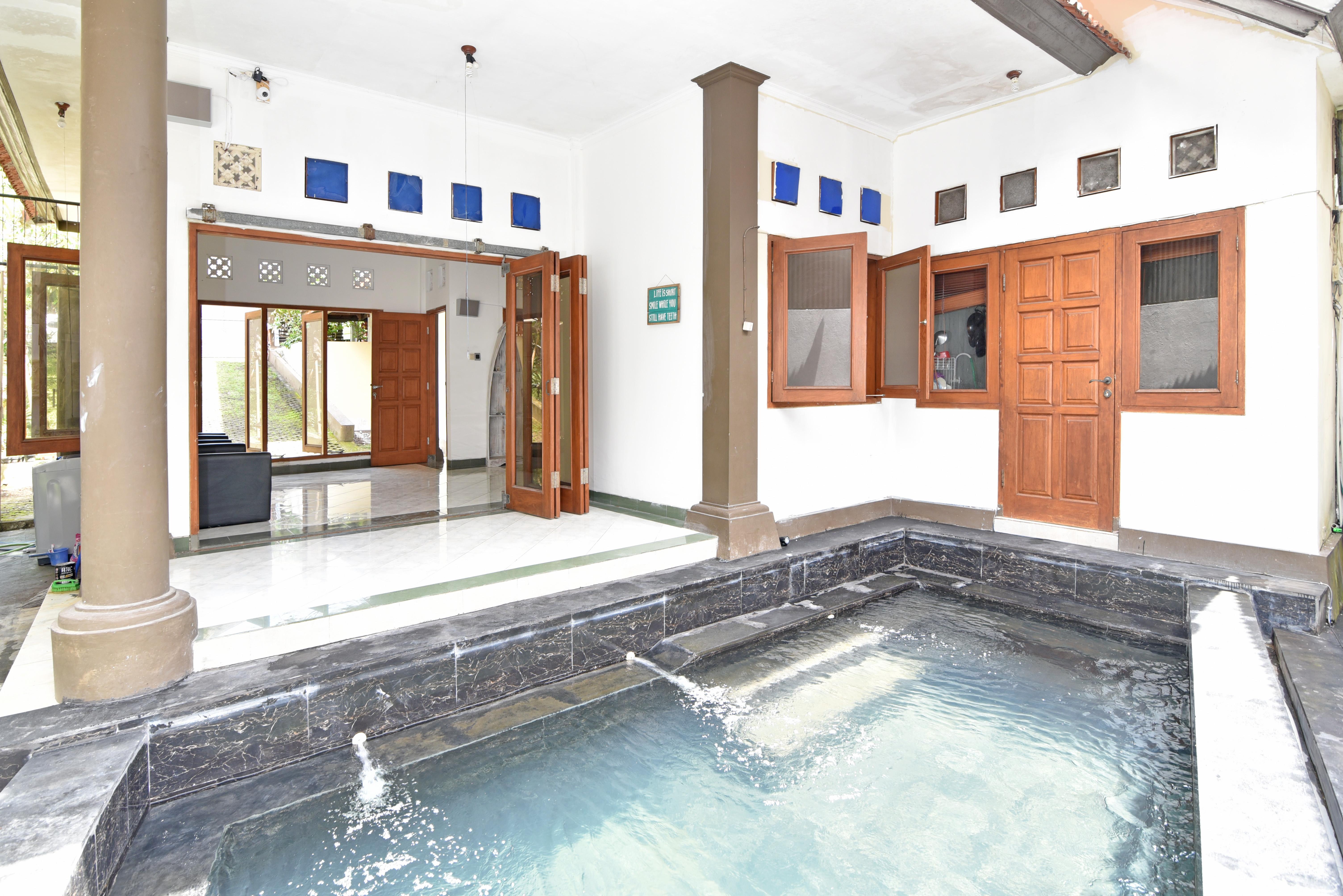 Reddoorz @ Jalan Gatot Subroto Denpasar Hotel Екстериор снимка
