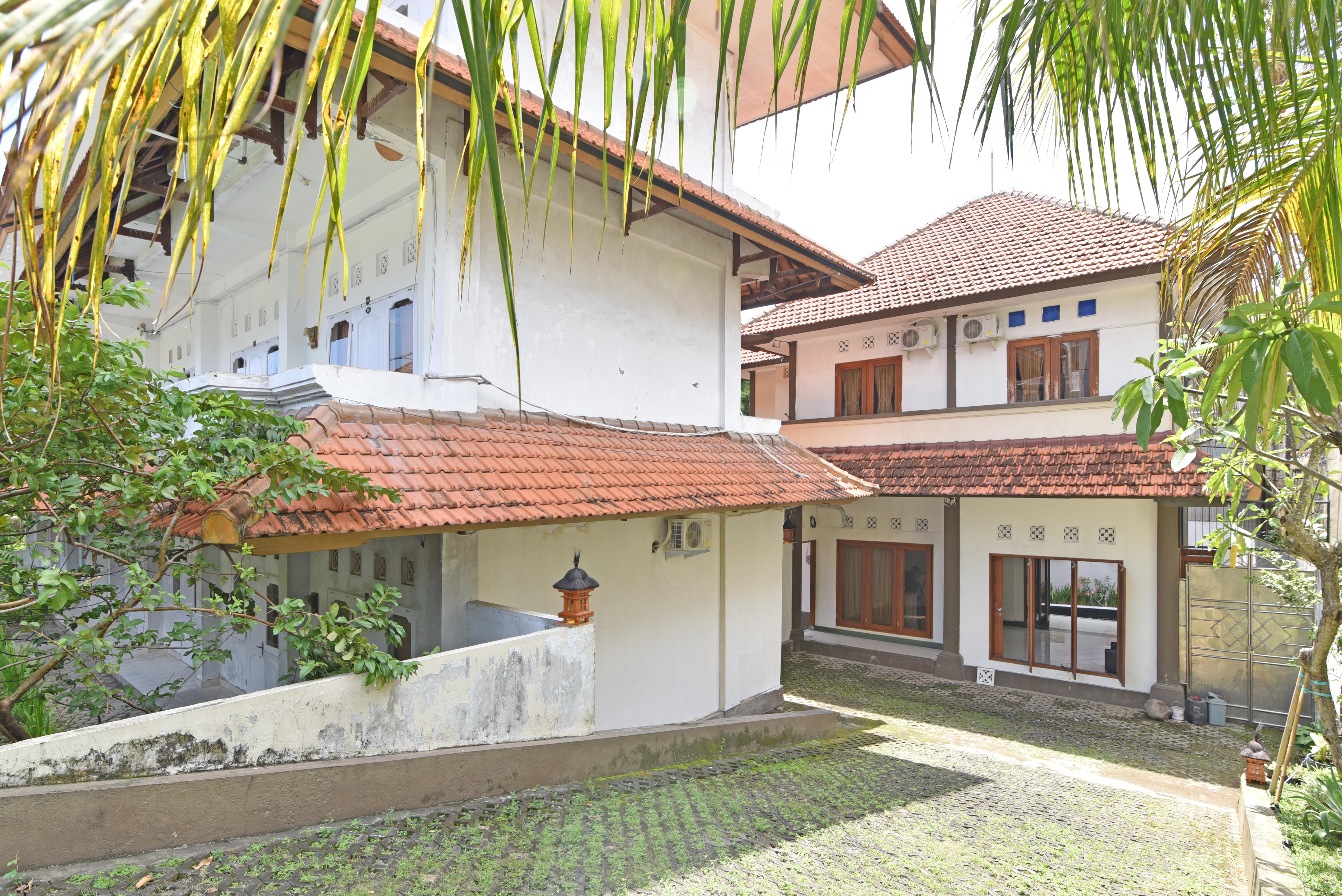 Reddoorz @ Jalan Gatot Subroto Denpasar Hotel Екстериор снимка